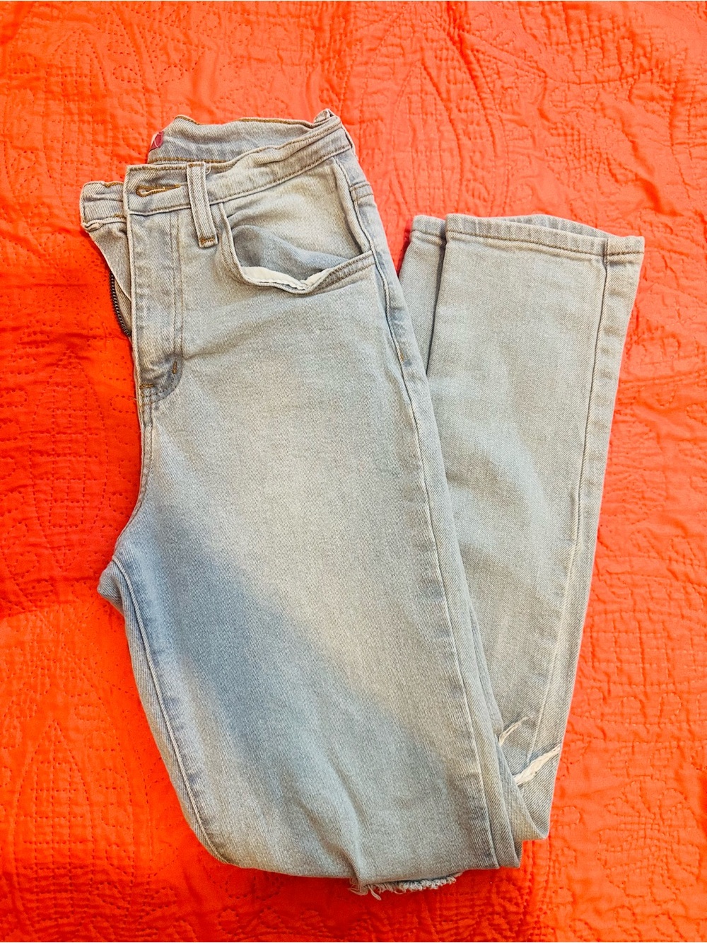 Women’s Light Wash Blue Jeans - Classic Fit